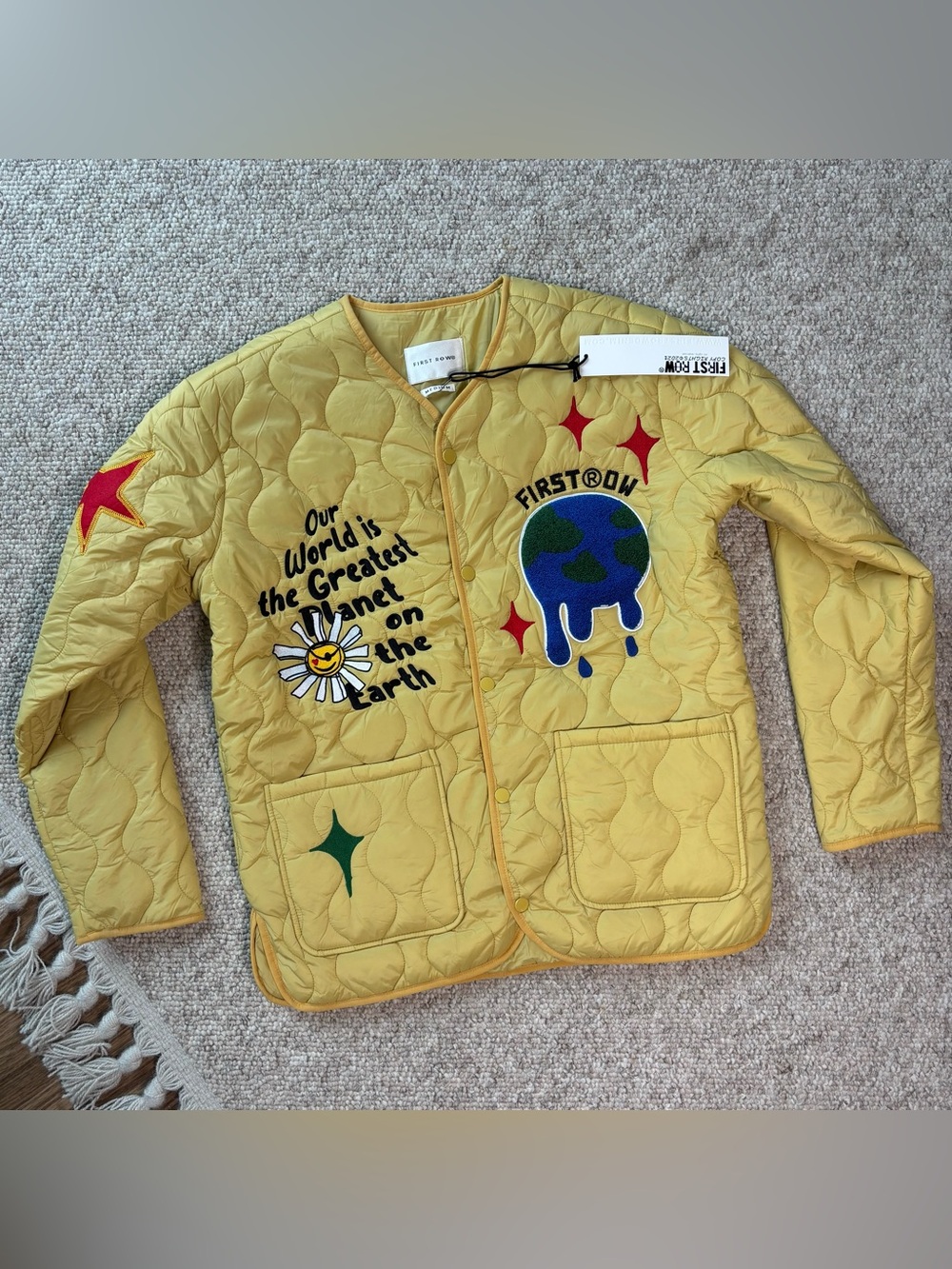 First Row NWT Planet Earth Quilted Liner Jacket Size Medium Streetwear
